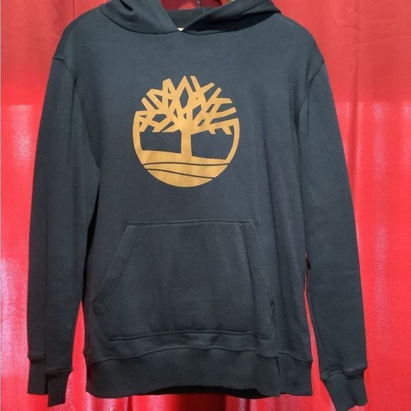 **********LIKE NEW BOY SWEAT SUIT********* - Picture 2 of 7